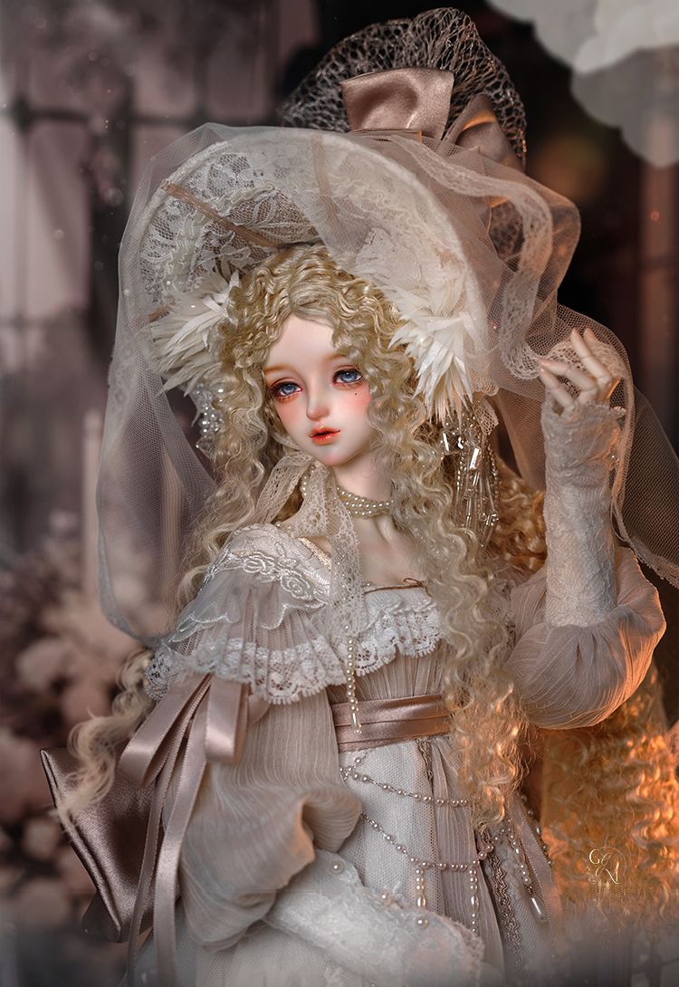 Anastasia | Preorder | DOLL - Image 3