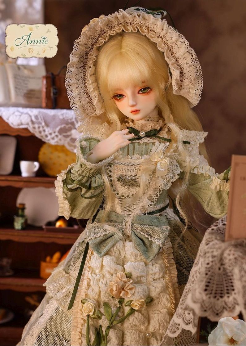 Annie | PREORDER | DOLL - Image 3