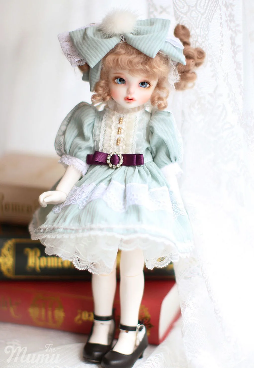 Ariana | Preorder | DOLL - Image 3