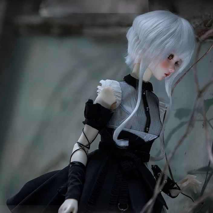 Aurora | Preorder | DOLL - Image 3