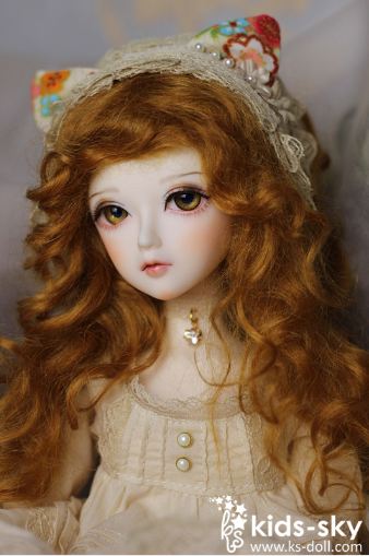Beeswax | Preorder | DOLL