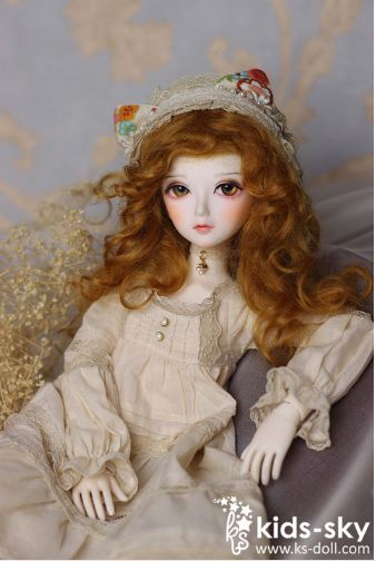 Beeswax | Preorder | DOLL - Image 3