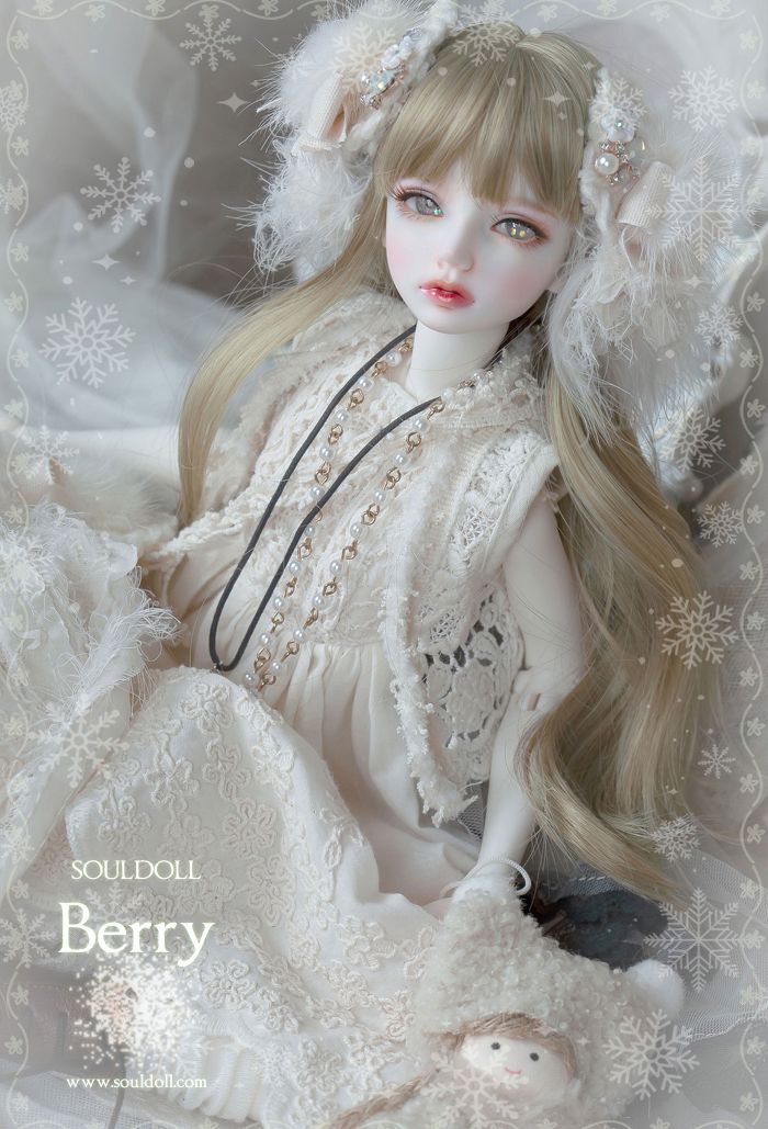Berry | Preorder | DOLL - Image 5