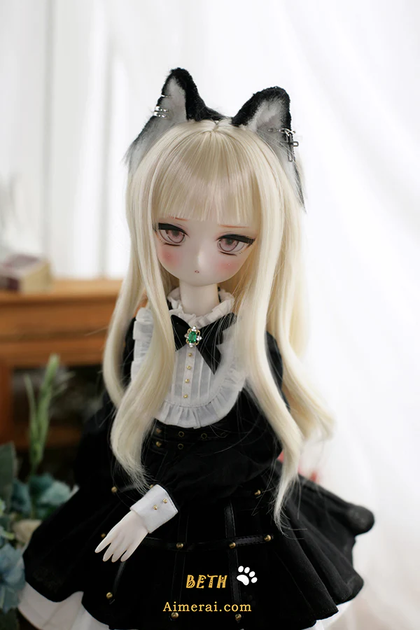 Beth - Manga Series | Preorder | DOLL - Image 3