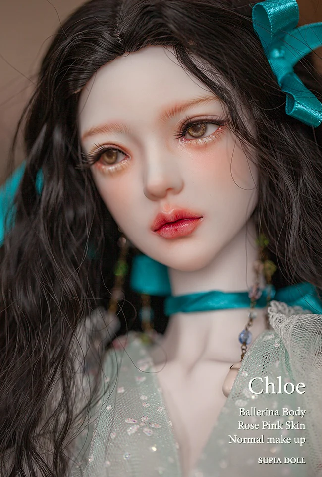 Chloe | Preorder | DOLL - Image 2
