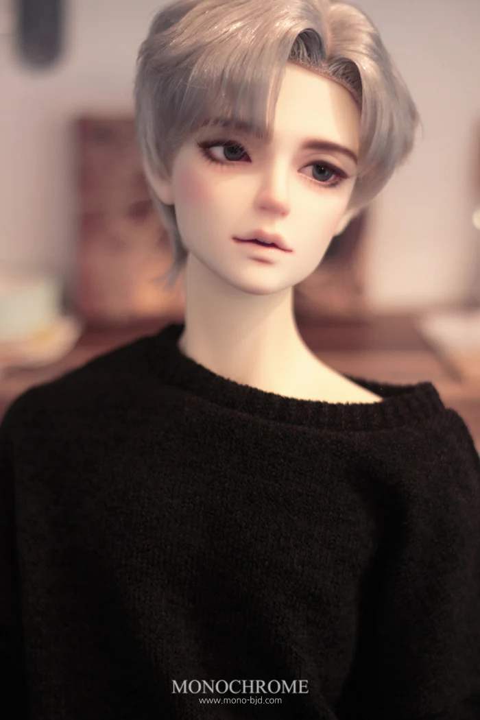 D | Preorder | DOLL - Image 3