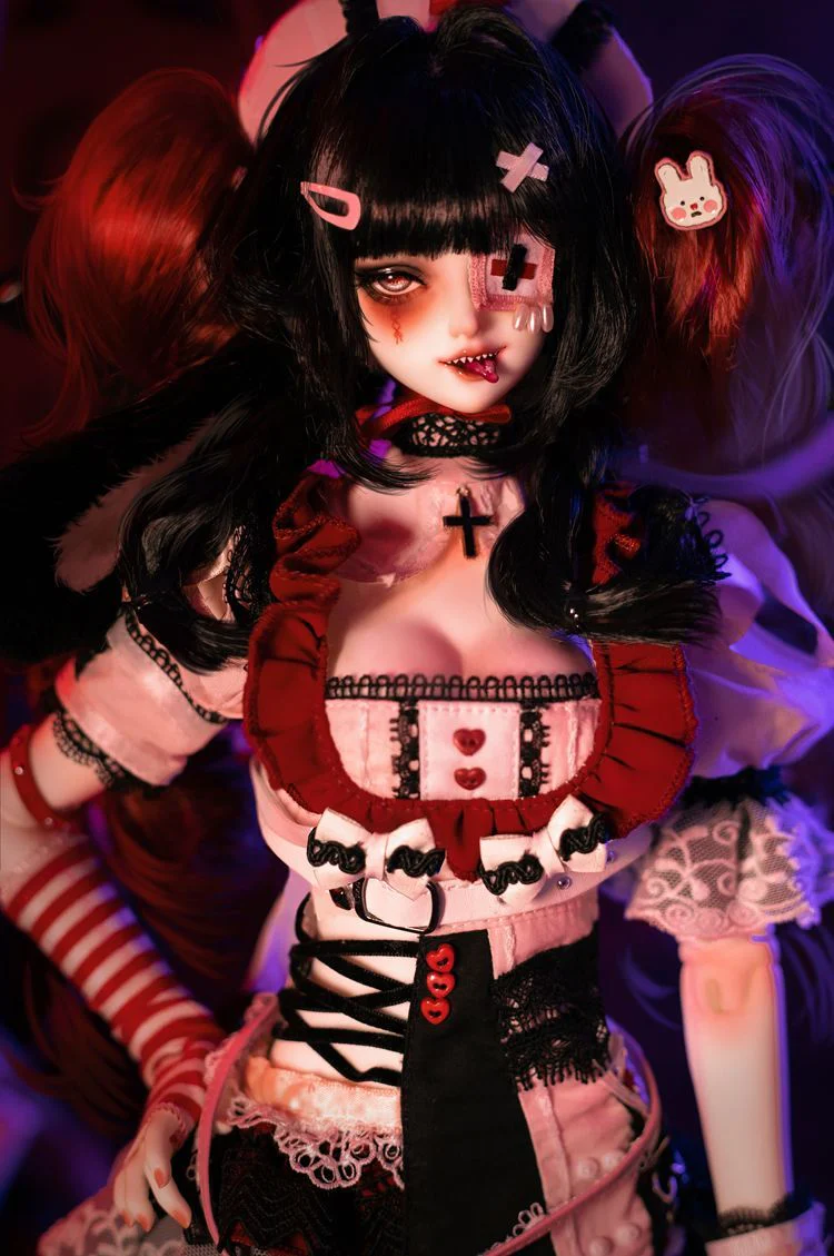 Er1trea, Combat Nurse | Preorder | DOLL - Image 6