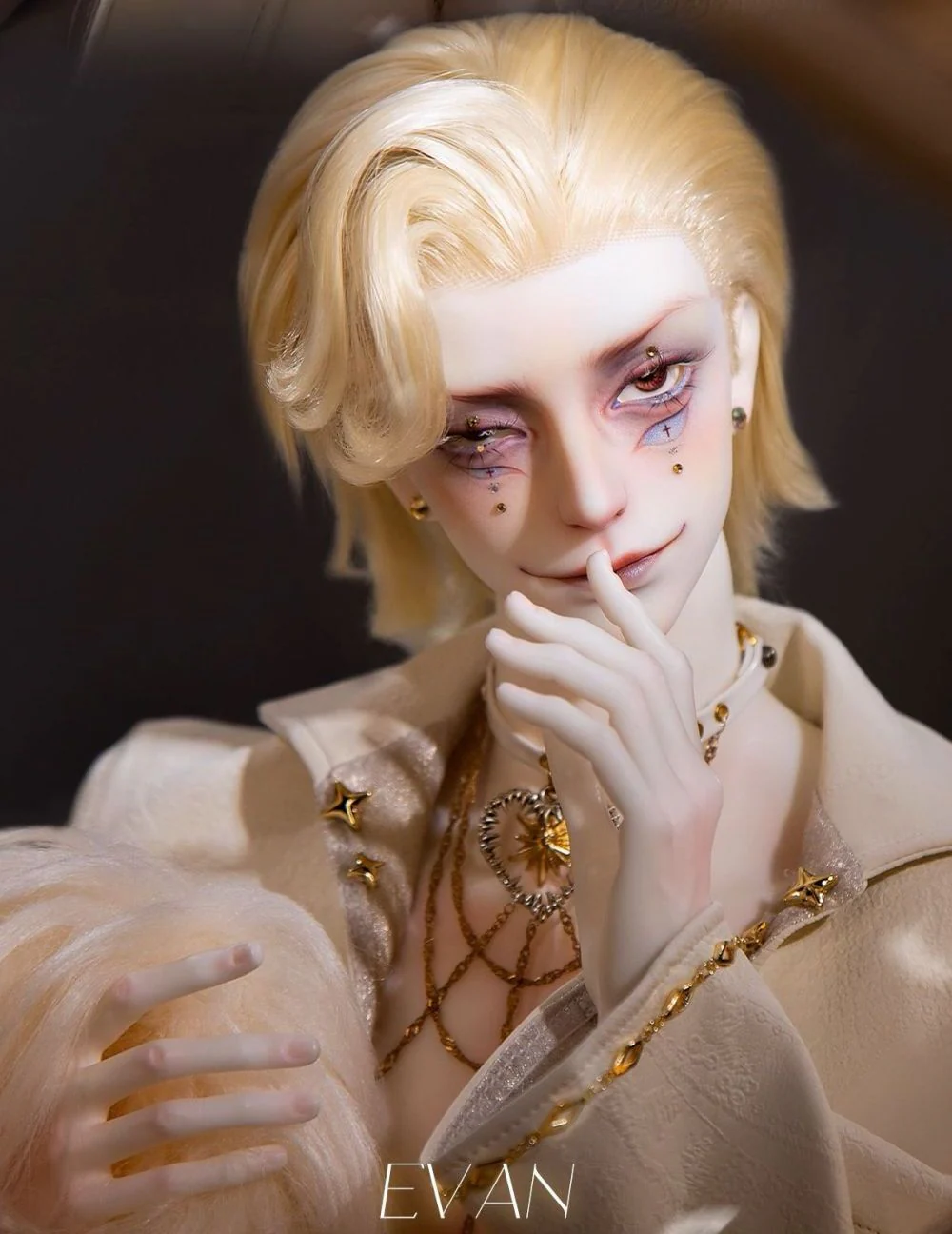 Evan | Preorder | DOLL - Image 3