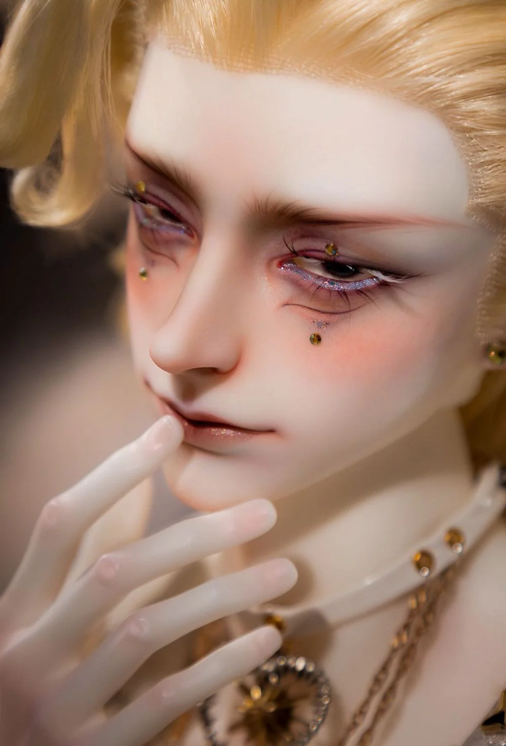 Evan | Preorder | DOLL - Image 5