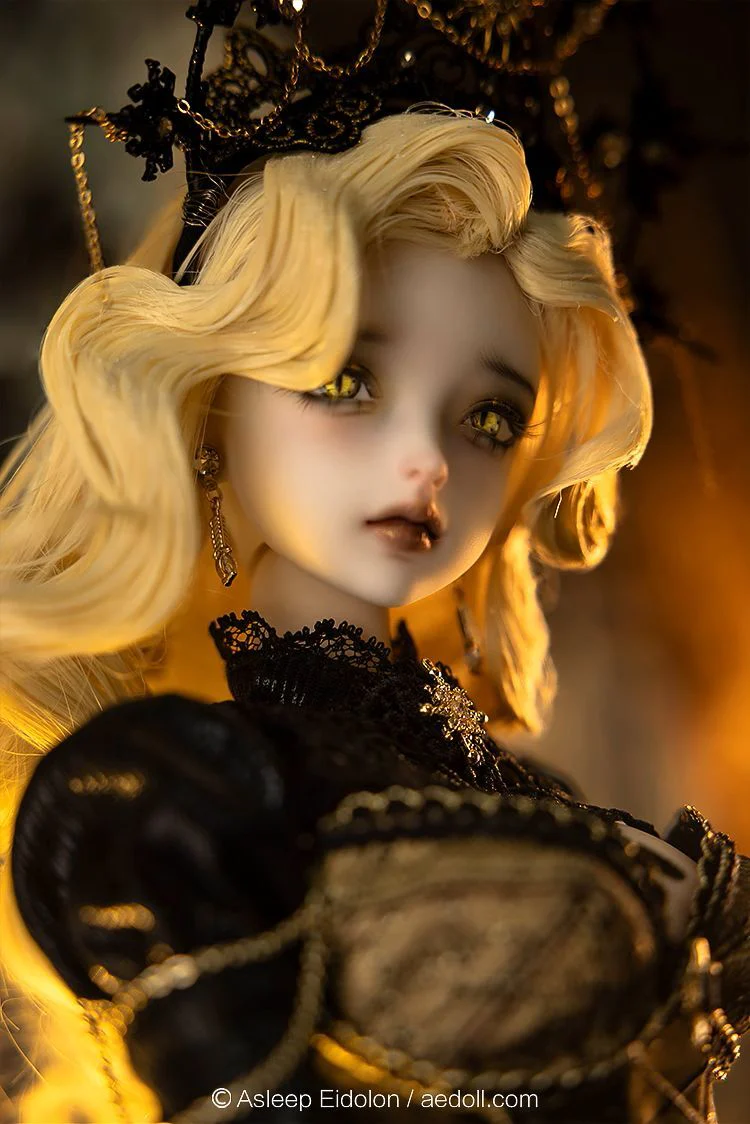 Evelyn | PREORDER | DOLL - Image 2