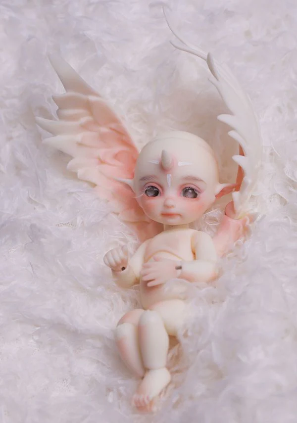 Glory | Preorder | DOLL