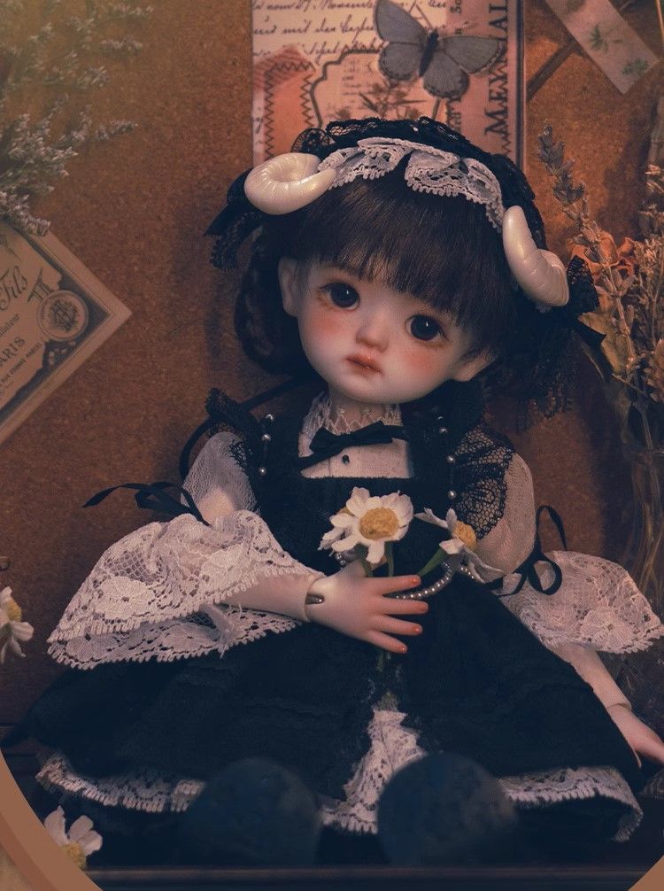 Hazel | Preorder | DOLL - Image 9