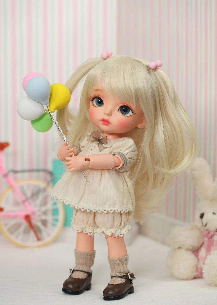 Lime Basic ver. Happy | Preorder | DOLL - Image 3