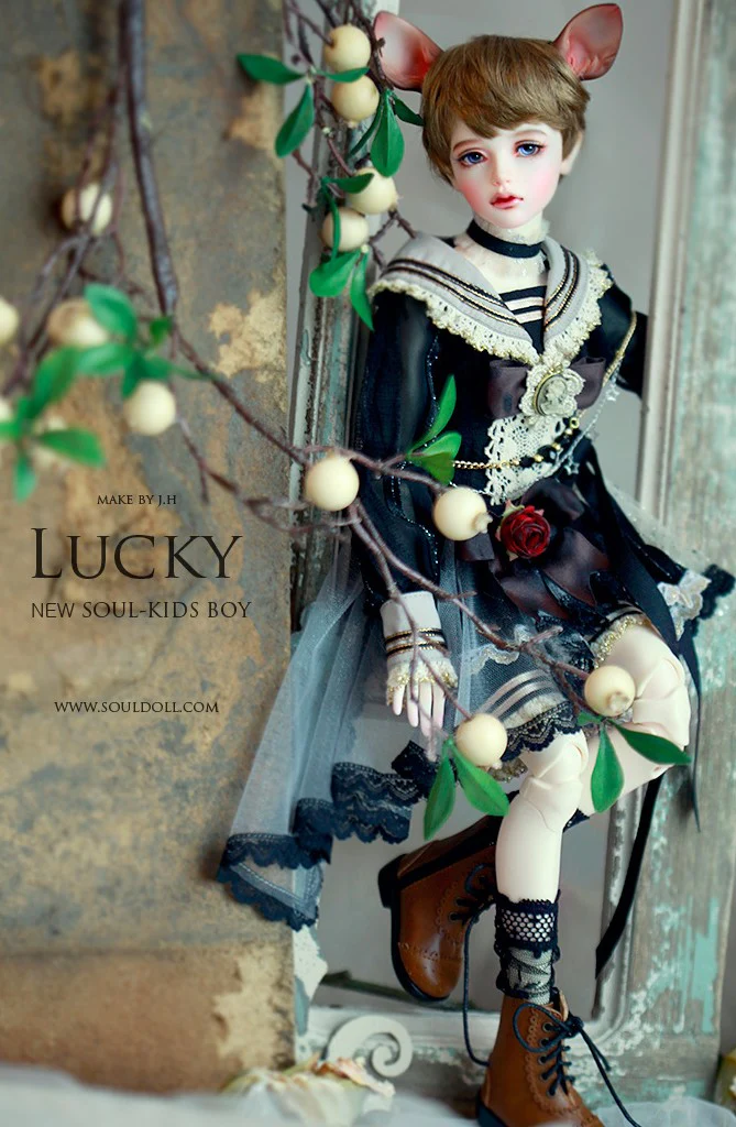 Lucky | Preorder | DOLL - Image 5