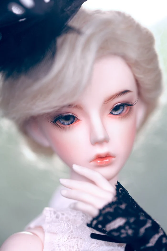 Luna | Preorder | DOLL - Image 2