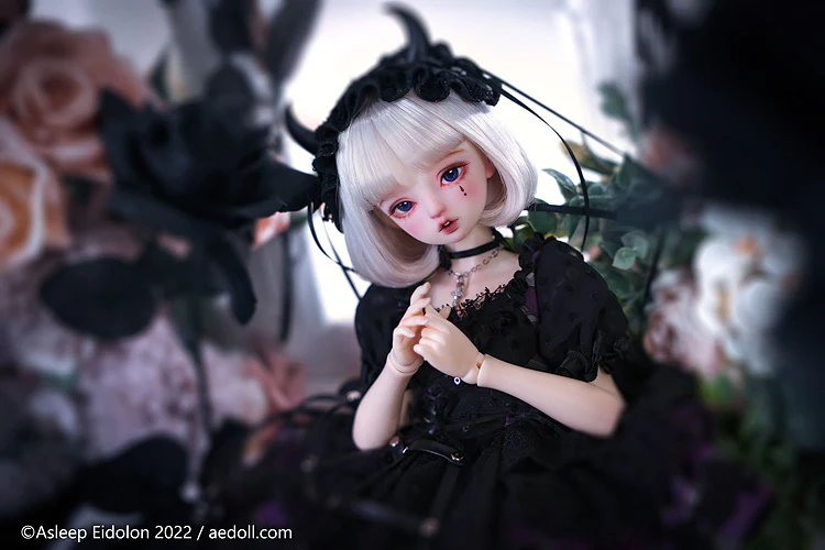 Martina | Preorder | DOLL - Image 9