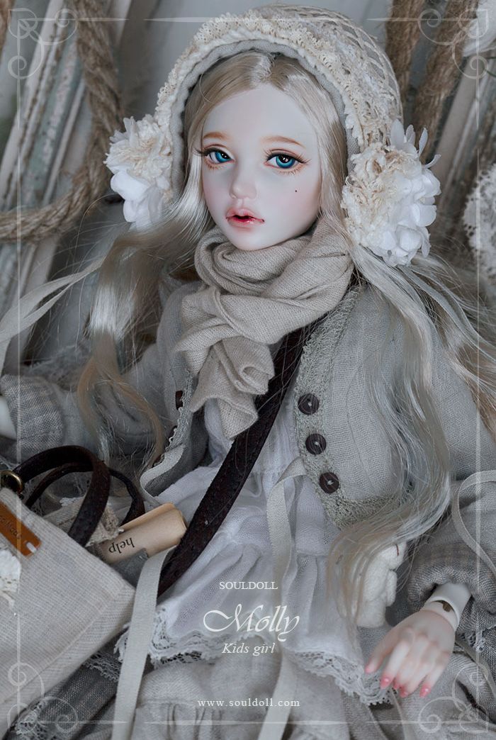 Molly | Preorder | DOLL - Image 6
