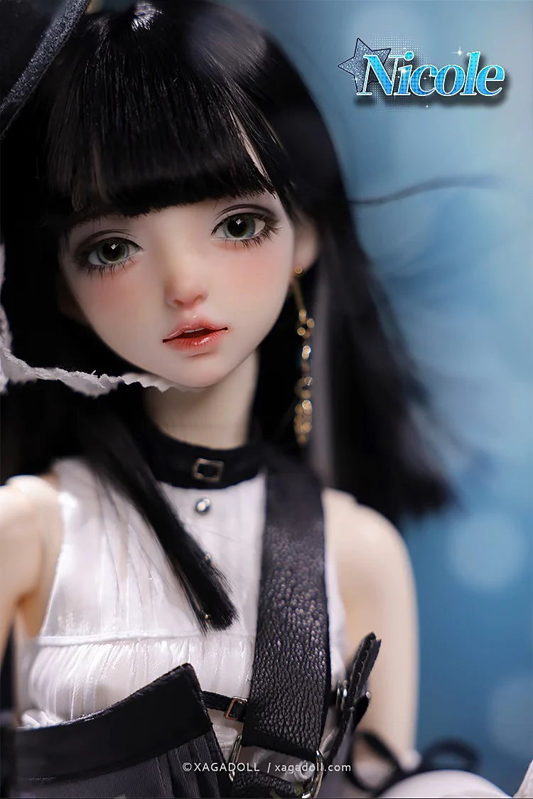 Nicole | Preorder | DOLL