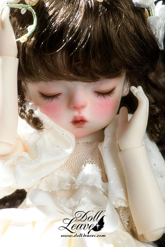 Shirley | Preorder | DOLL - Image 3