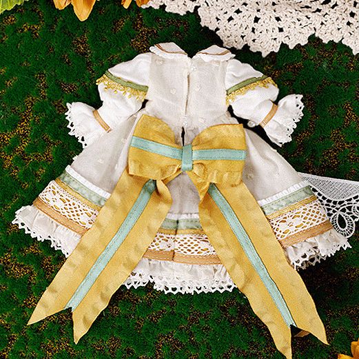Sunflower Outfit + Shoes [Limited Quantity] | Preorder | OUTFIT - Image 11