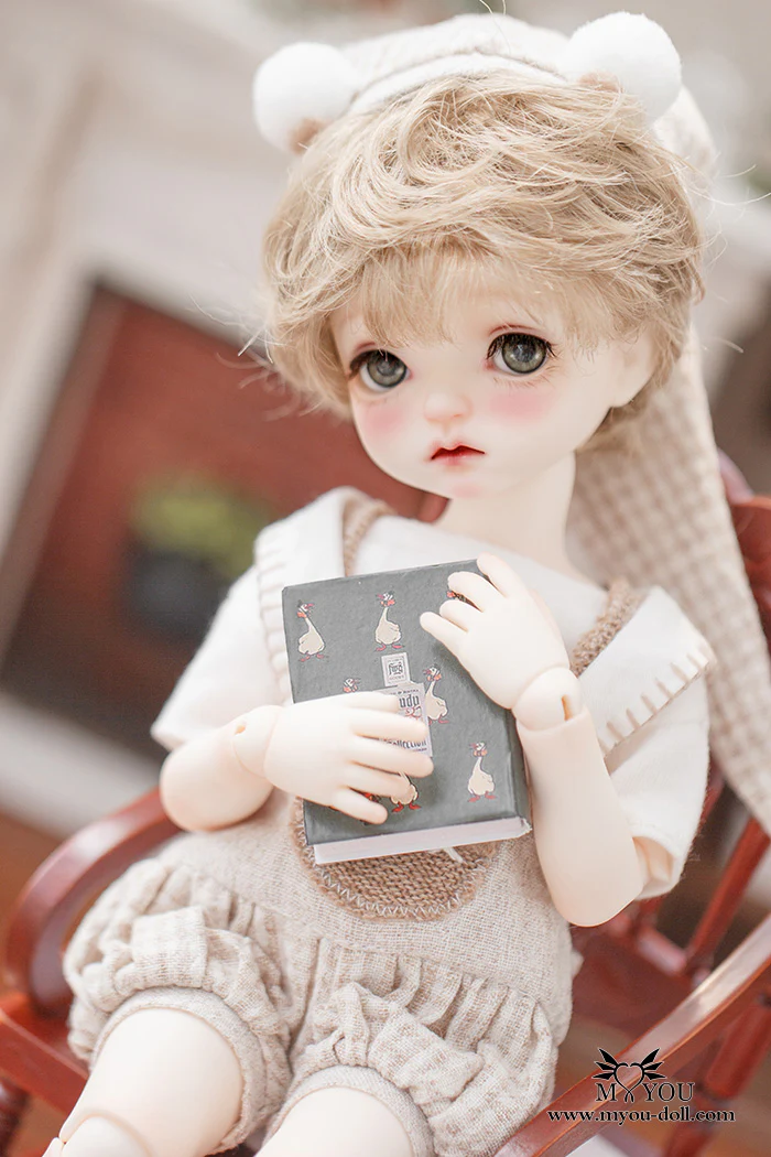 Tuotuo | Preorder | DOLL