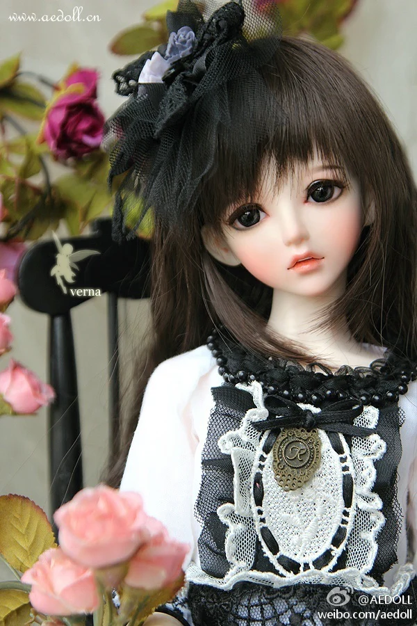 Verna | Preorder | DOLL