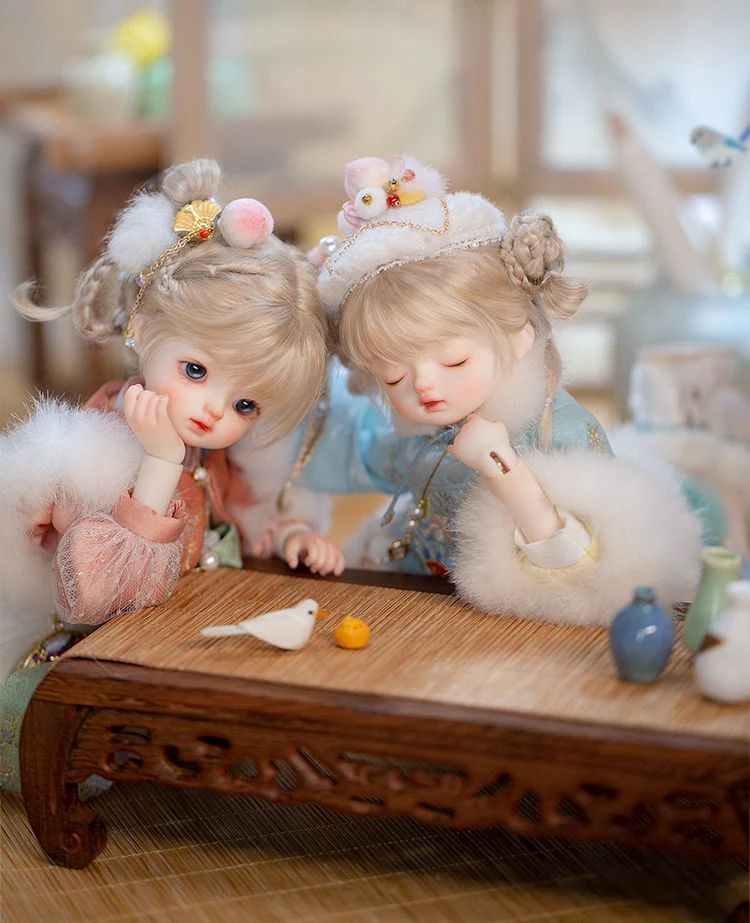 White Square Cake | Preorder | DOLL - Image 5
