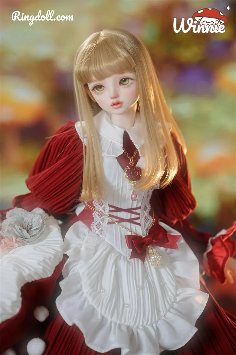 Winnie | Preorder | DOLL - Image 4